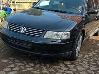 Second-hand VW Passat 193 CP (141 kW) 2000 Negru Break
