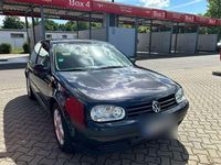 Gebraucht VW Golf IV 105 PS (77 kW) 2002 Schwarz Kleinwagen