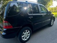 Gebraucht Mercedes ML400 250 PS (183 kW) 2004 Schwarz SUV