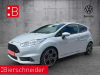 Gebraucht Ford Fiesta ST200 200 PS (147 kW) 2017 Weiss Kleinwagen