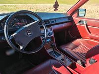 Gebraucht Mercedes E300 188 PS (138 kW) 1988 Weiß Coupé