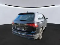 Gebraucht VW Tiguan Active 150 PS (110 kW) 2022 Schwarz SUV