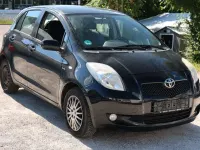 Gebraucht Toyota Yaris Team 90 PS (66 kW) 2008 Schwarz Kleinwagen
