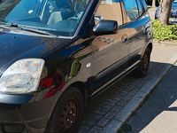 Second-hand Kia Picanto 88 CP (64 kW) 2006 Negru Hatchback