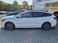 Gebraucht Ford Focus ST-Line 125 PS (91 kW) 2023 Frostweiß Kombi