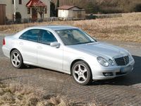 Gebraucht Mercedes E200 Elegance 184 PS (135 kW) 2007 Silber Limousine