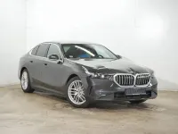 Gebraucht BMW 530e 299 PS (219 kW) 2025 Sophistograu brillanteffekt me Limousine