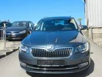 Gebraucht Skoda Superb Elegance 170 PS (125 kW) 2015 Grau Kombi