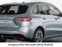 Gebraucht Mercedes B200 Progressive 150 PS (110 kW) 2024 Silber Van / Kleinbus
