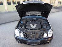 Gebraucht Mercedes E280 190 PS (139 kW) 2007 Schwarz Limousine