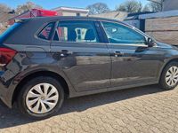 Gebraucht VW Polo Highline 65 PS (47 kW) 2018 Schwarz Kleinwagen