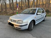 Gebraucht VW Golf IV 105 PS (77 kW) 1998 Silber Kleinwagen