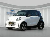 Gebraucht Smart ForTwo Coupé 60 kW (82 PS) 2024 Weiß Kleinwagen