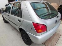 Gebraucht Ford Fiesta 75 PS (55 kW) 1999 Silber Kleinwagen