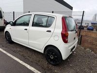 Gebraucht Daihatsu Cuore 69 PS (50 kW) 2010 Weiß Kleinwagen