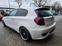 Gebraucht BMW 116 122 PS (89 kW) 2010 Weiß Kleinwagen