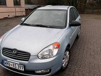 Gebraucht Hyundai Accent 100 PS (73 kW) 2005 Blau Limousine