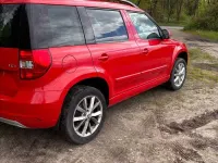Usata Skoda Yeti Ambiente 150 CV (110 kW) 2016 Rosso SUV