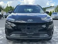 Gebraucht Hyundai Kona Select 150 kW (204 PS) 2022 Schwarz SUV