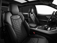 Gebraucht Audi Q8 Ambiente 286 PS (210 kW) 2025 Daytonagrau perleffekt SUV