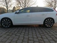 Gebraucht Volvo V60 2015 Weiß Kombi