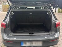 Gebraucht VW Golf VIII Style 150 PS (110 kW) 2021 Grau Limousine
