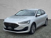 Neu Ford Focus Titanium 155 PS (114 kW) 2025 Moondust silver metallic Limousine