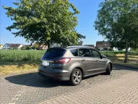 Gebraucht Ford S-MAX Titanium 150 PS (110 kW) 2017 Grau Van / Kleinbus
