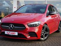 Gebraucht Mercedes B180 AMG line 136 PS (100 kW) 2019 Rot Van / Kleinbus