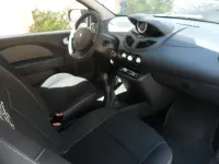 Gebraucht Renault Twingo 75 PS (55 kW) 2011 Rot Kleinwagen