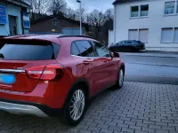 Gebraucht Mercedes GLA200 136 PS (100 kW) 2016 Rot SUV