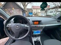 Gebraucht Opel Astra 105 PS (77 kW) 2005 Blau Limousine
