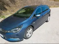 Gebraucht Opel Astra 135 PS (99 kW) 2017 Blau Kombi