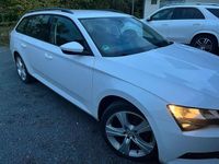 Gebraucht Skoda Superb 120 PS (88 kW) 2015 Weiß Kombi