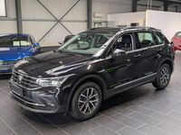 Gebraucht VW Tiguan Life 150 PS (110 kW) 2022 Schwarz SUV