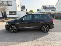 Gebraucht VW Tiguan Active 131 PS (96 kW) 2022 Schwarz SUV