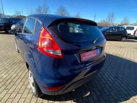 Gebraucht Ford Fiesta Trend 60 PS (44 kW) 2011 Blau Kleinwagen