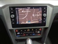 Gebraucht VW Passat 122 PS (89 kW) 2020 Grau Kombi