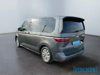 Gebraucht VW Multivan Life 150 PS (110 kW) 2025 Van / Kleinbus