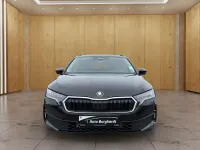 Neu Skoda Octavia Essence 116 PS (85 kW) 2026 Schwarzmagic perleffekt Kombi
