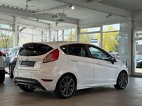 Gebraucht Ford Fiesta ST-Line 101 PS (74 kW) 2016 Weiß Limousine