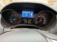 Gebraucht Ford Focus 150 PS (110 kW) 2014 Grau Kombi