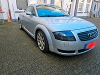 Second-hand Audi TT 224 CP (164 kW) 2004 Argintiu Coupe
