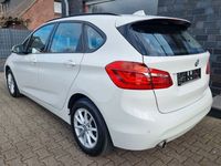 gebraucht BMW 216 2 Active Tourer d Advantage/Navi/LED/AHK/