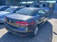 Usata VW Eos Basis 122 CV (89 kW) 2011 Marrone Cabrio