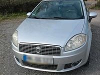 Gebraucht Fiat Linea 77 PS (56 kW) 2008 Silber Limousine