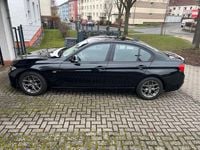 Gebraucht BMW 316 116 PS (85 kW) 2012 Schwarz Limousine