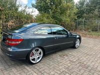 Gebraucht Mercedes CLC200 184 PS (135 kW) 2009 Grau Kleinwagen