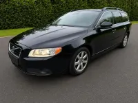 Gebraucht Volvo V70 Momentum 136 PS (100 kW) 2013 Schwarz Kombi