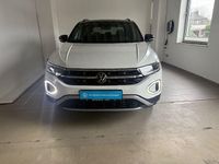 Second-hand VW T-Roc Style 150 CP (110 kW) 2023 Alb SUV